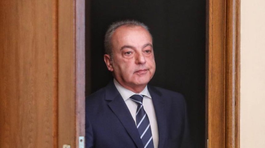 ГЕРБ: Не приемаме упреци, че имаме отношение в решенията на ЦИК, Донев с коментар
