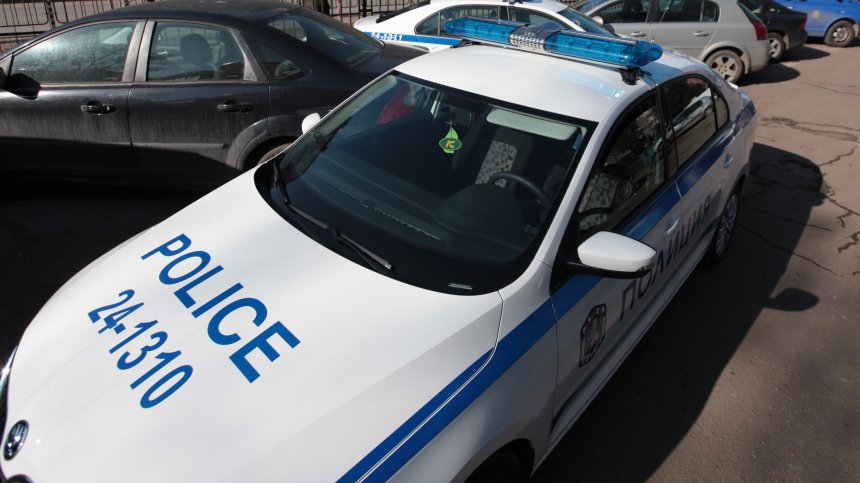 Постоянен арест за трима мъже, принуждавали жена към проституция в София