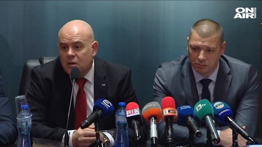 Българското гражданство струвало до 8 000 евро