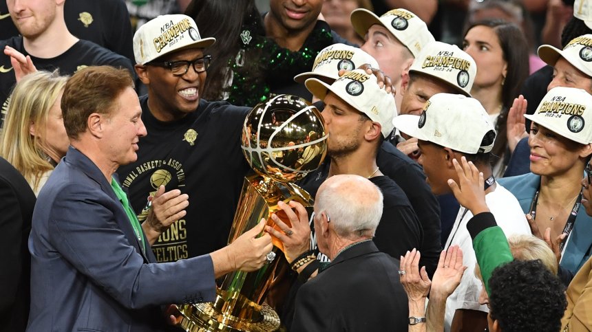 16 години по-късно "Бостън Селтикс" отново е шампион в НБА