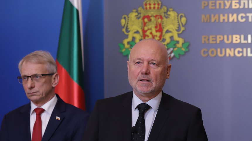 Тагарев: Българската армия е в готовност да помогне в тежката обстановка