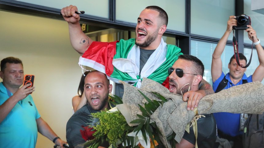 Карлос Насар: Ръцете и сърцето ми са пълни със златото и щастието, които исках