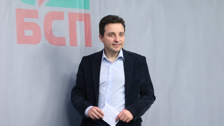 Бюджетът трябвало да осигури базисен доход за хората, оставащи без работа