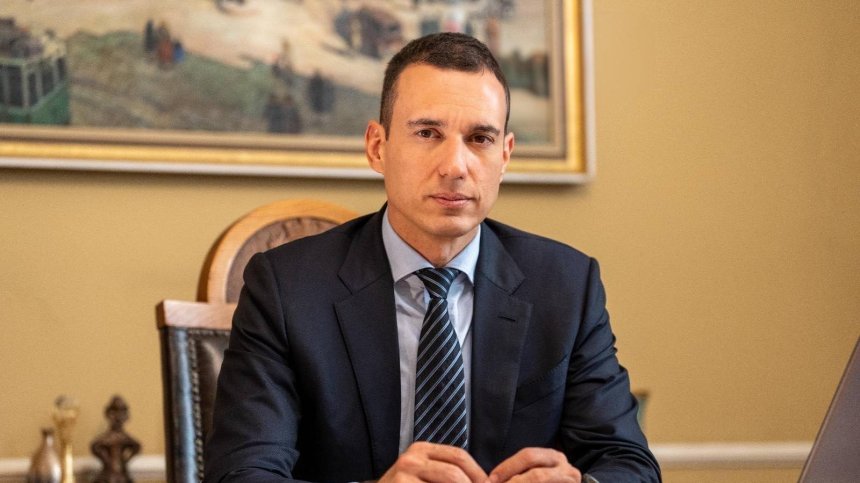 Терзиев: Общината придобива скулптурните фигури от Паметника на Съветската армия