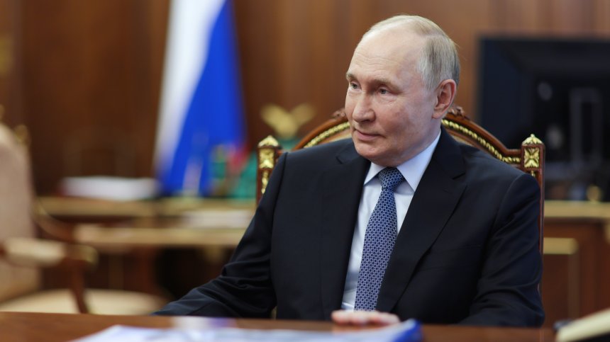 Владимир Путин разреши обвиняемите да могат да подписват договор за постъпване в армията