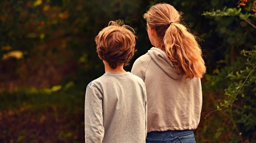 Почти 50% от младите хора у нас живеят с родителите си