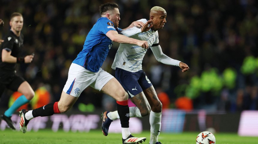 "Рейнджърс" отстрани "Фенербахче" и се класира за 1/4-финалите на Лига Европа