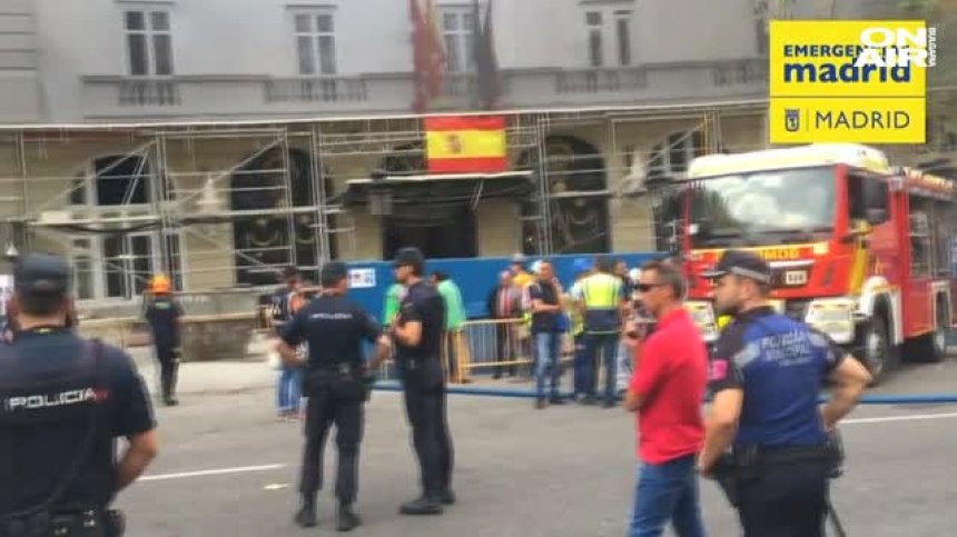 Човек загина след срутване на скеле в Мадрид