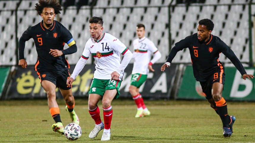 "Лъвчетата" занулиха "лалетата" насред София