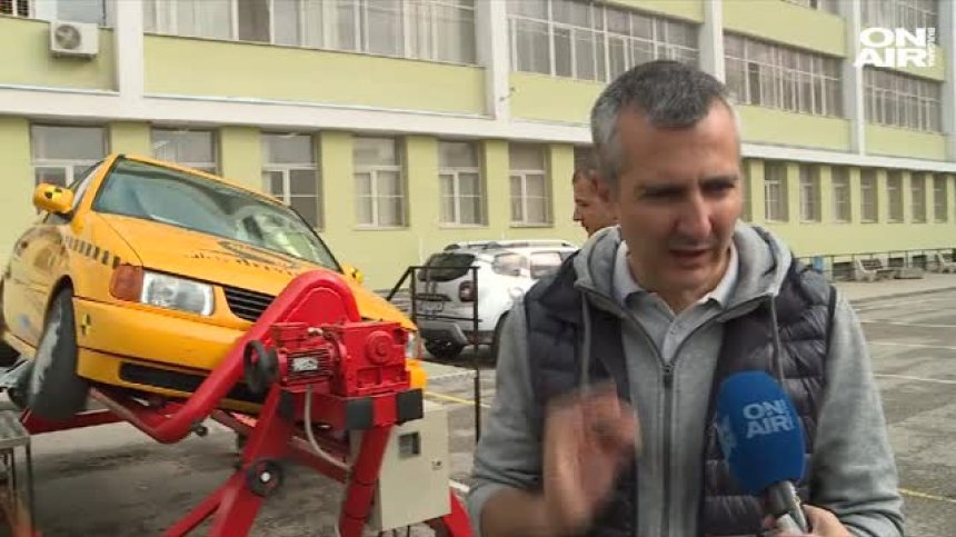 Демонстрации по безопасност преди лудите абитуриентски балове