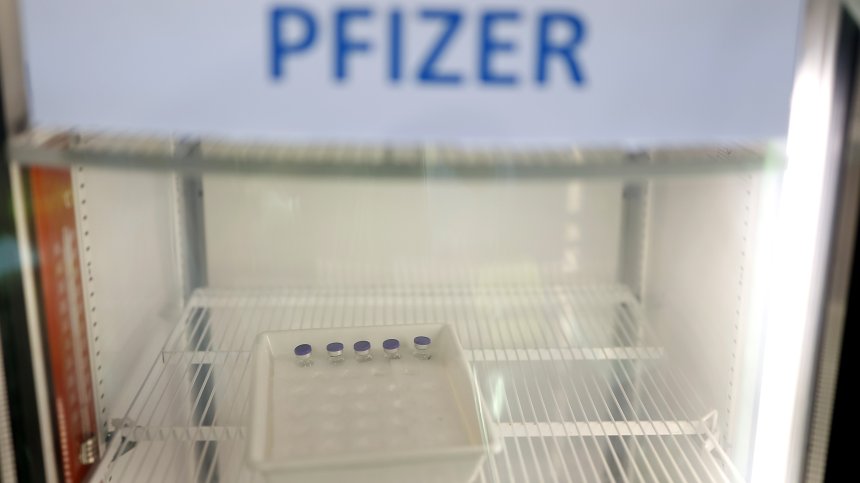 31 590 дози от ваксината на Pfizer/BioNTech пристигат утре в България