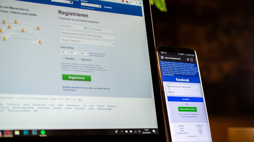 Милион потребители на Facebook са в опасност от кражба на пароли