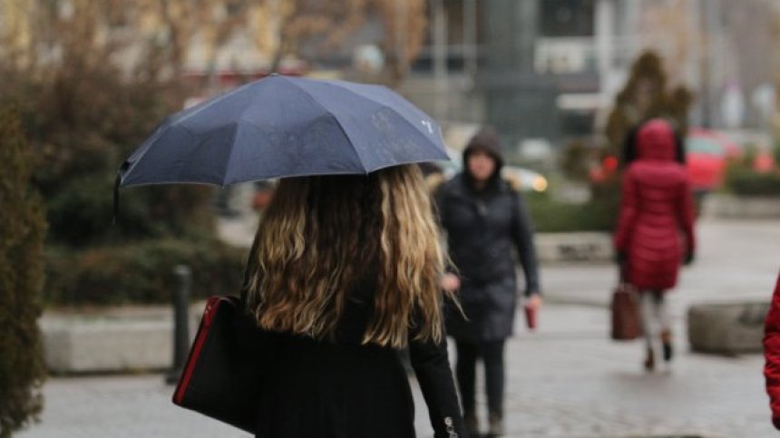 Очаква ни дъждовна и хладна неделя