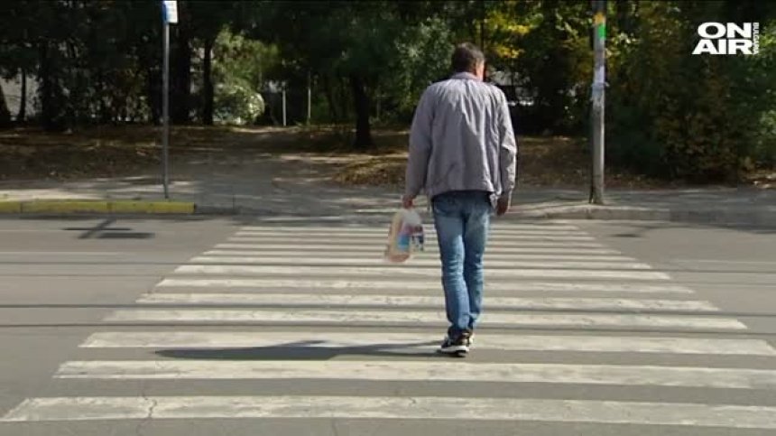 Блъснаха 2-годишно дете и баба му на пешеходна пътека в Стара Загора