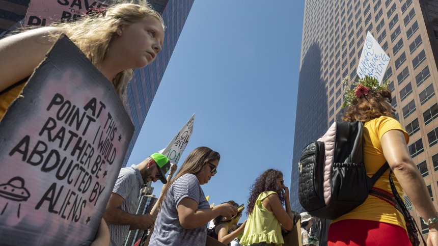 След Brexit: Родни студенти заменят Англия със САЩ   