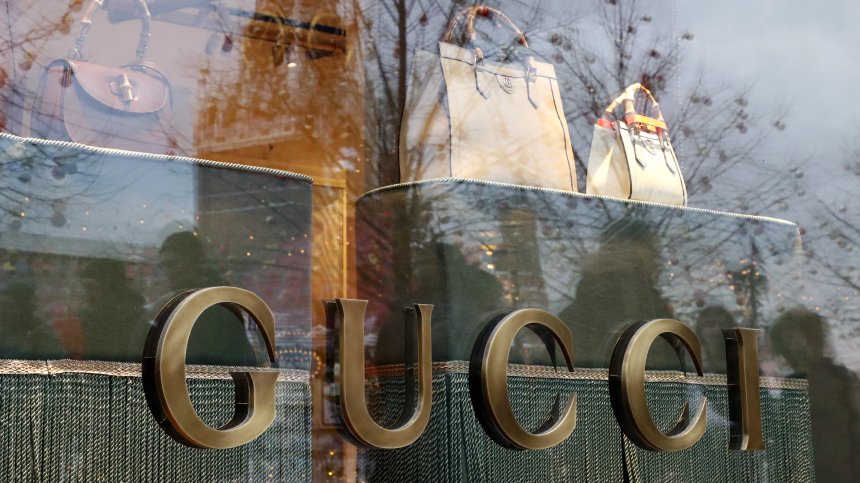 Gucci купи магазин за &euro;1,3 млрд. на най-скъпата улица в Милано