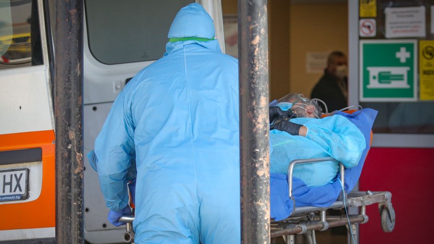 Нови 12 заразени с коронавирус у нас, 36-годишен мъж почина