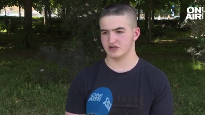 След пълнолетие сираците остават без дом, Денис получи обещание, но дотам