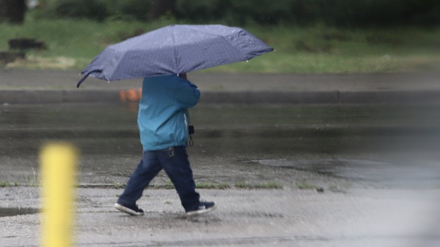 Втори пореден ден Варна е наводнена от поройни дъждове