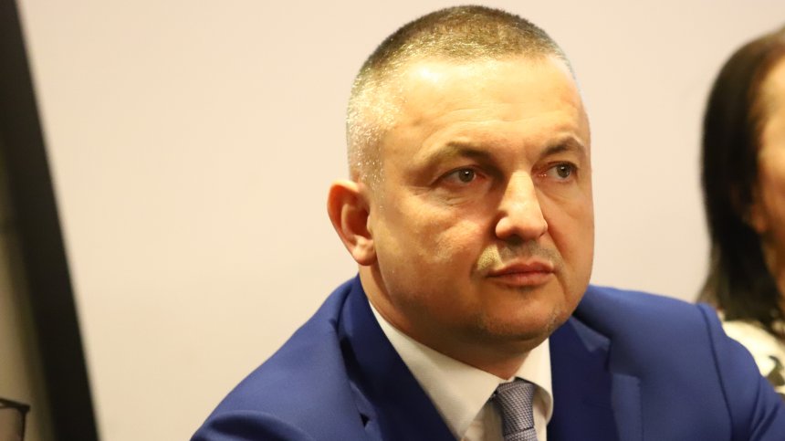 Прокуратурата повдигна обвинения на кмета на Варна