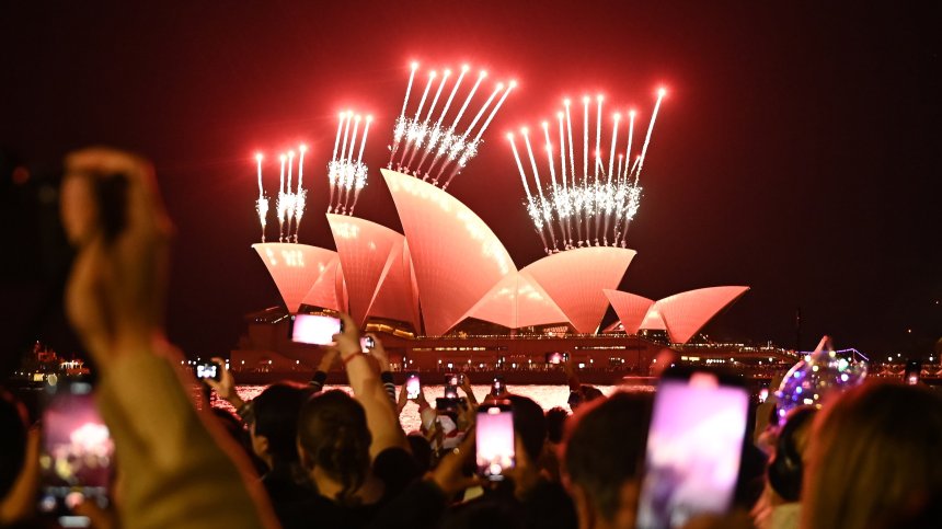 Заря даде старт на ежегодния фестивал на светлината в Сидни