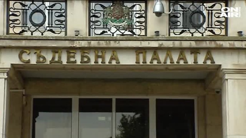 Арест и домашен арест за двама от задържаните надзиратели във Варна
