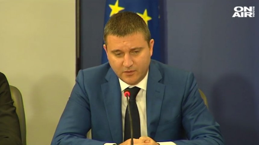 Горанов разпореди проверка на азербайджанския скандал