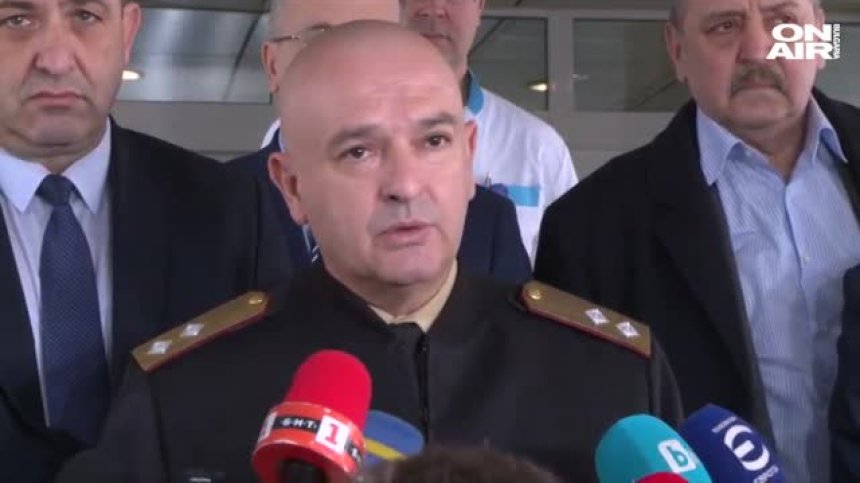 Шефът на кризисния щаб: Още 14 души са настанени във ВМА, чакат се резултати 