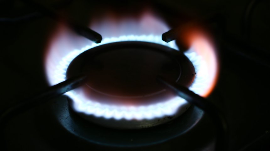 Енергийна криза до 2025 г.? Европа я очакват по-празни газохранилища следващата зима