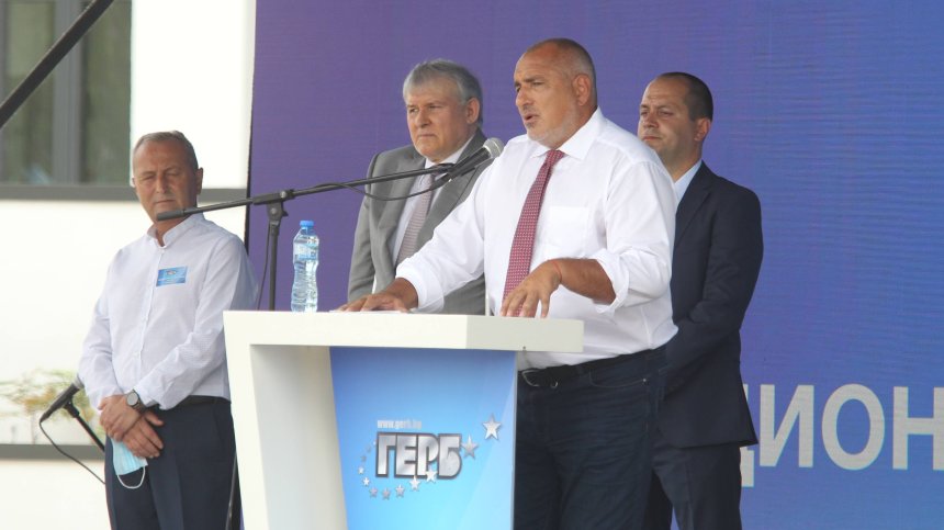 Пореден спор между политиците, ГЕРБ и БСП с критики към служебния кабинет