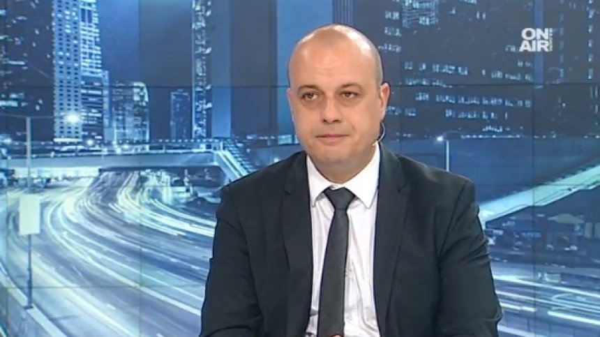 Социалист: Управлението ще бъде около ГЕРБ или БСП