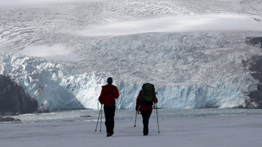 Русия намери огромни запаси от нефт и газ в Антарктика