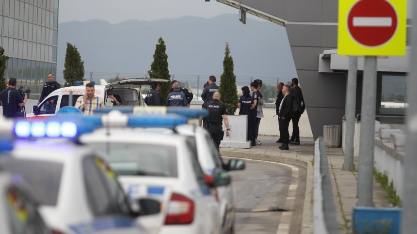 Извънредно: Стрелба и жертва в метрото до летище София (ОБНОВЕНА)