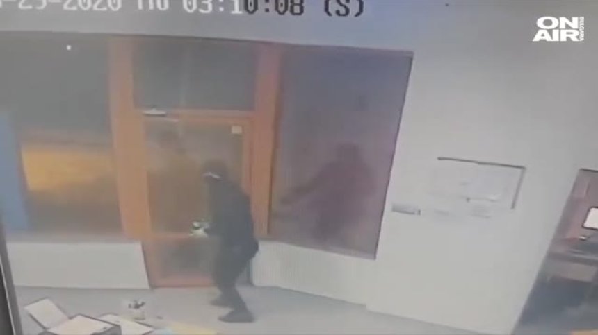 Арестуваха двама, ограбили бензиностанция в село до Пазарджик