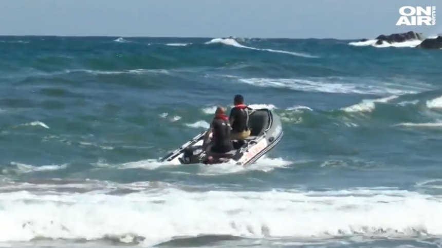 Бурното море прекрати издирването на втория удавник в Синеморец