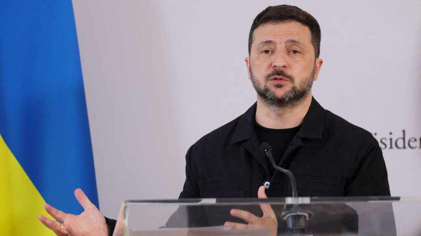 Володимир Зеленски: Западни компании тайно снабдяват Русия с машини за оръжия
