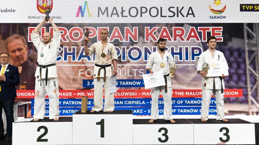 Валери Димитров с впечатляваща 21-ва титла от Европейското по шинкиокушин карате