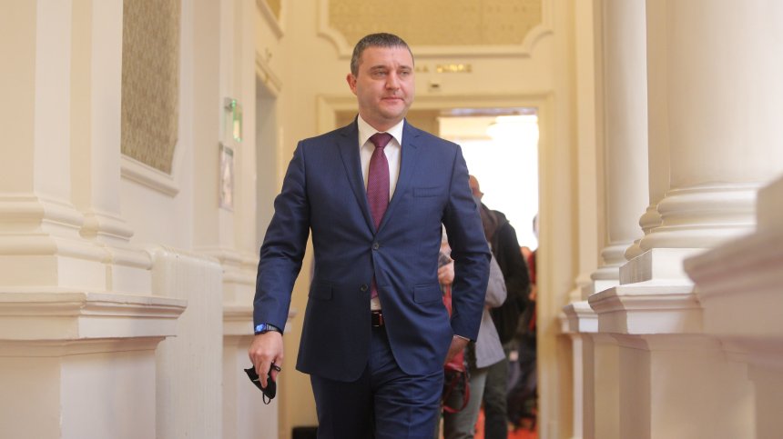 Горанов не вижда никаква причина да подава оставка