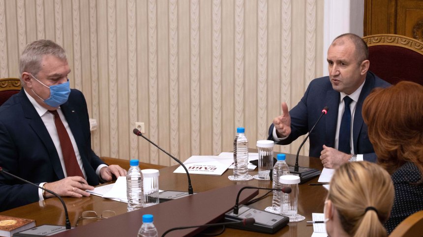 Радев: Има консенсус за нужда от законови промени за изборите (ОБЗОР)