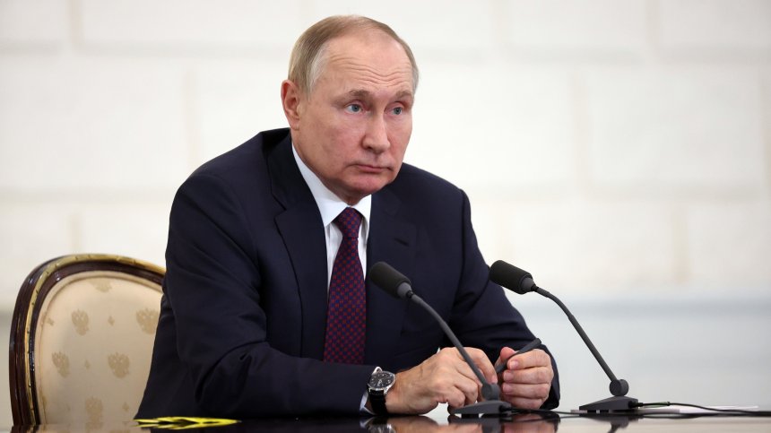 Путин: Украйна създаде опасност за нашите кораби, използва коридора за взрива в Крим