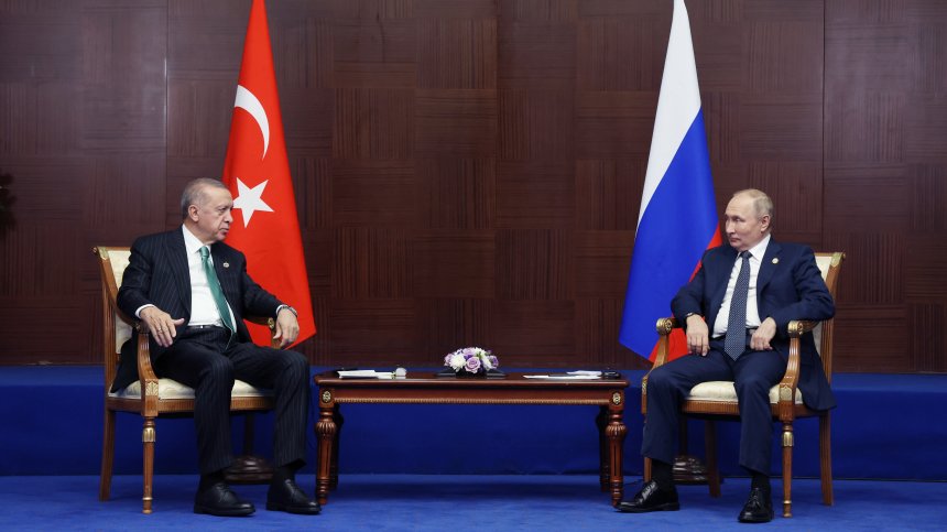 Ердоган и Путин ще обсъждат трайно примирие във войната и износа на зърно