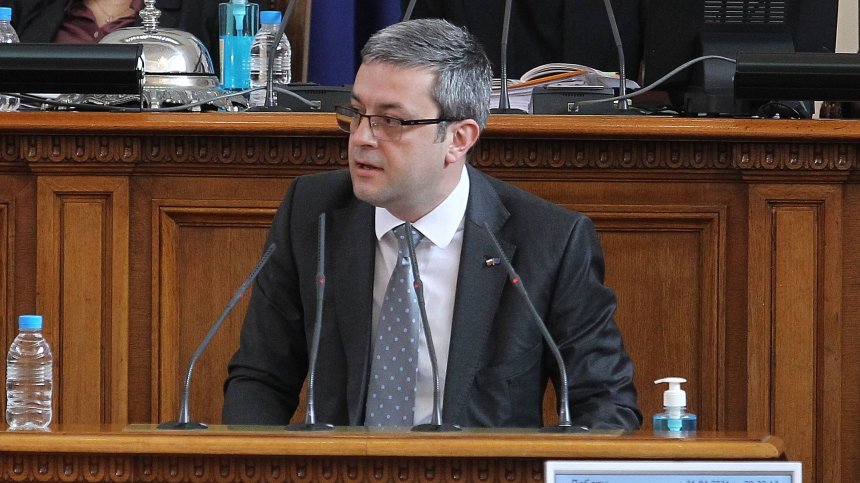 ГЕРБ: Правителството е политическо, новите областни управители са на БСП