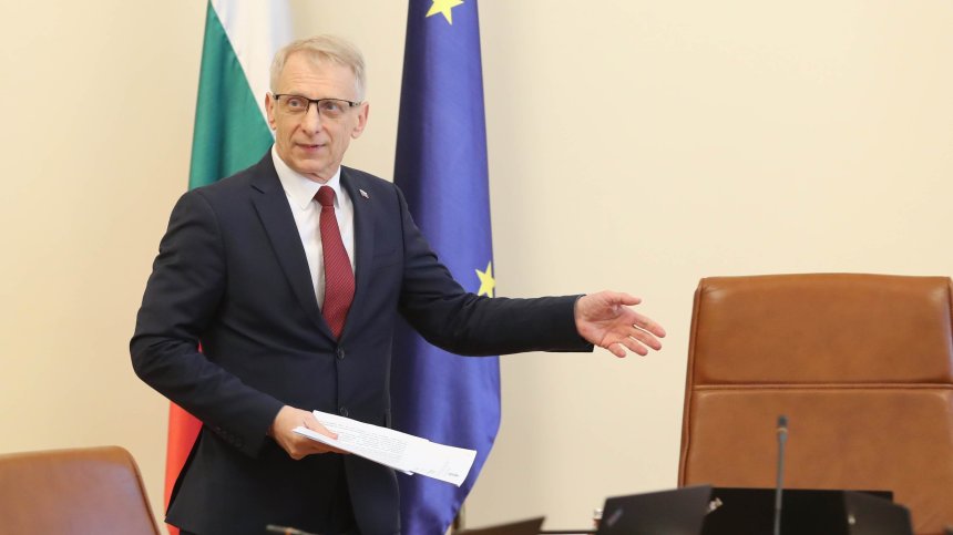 Денков поздрави министрите за съвместната работа, ангажиментите им остават