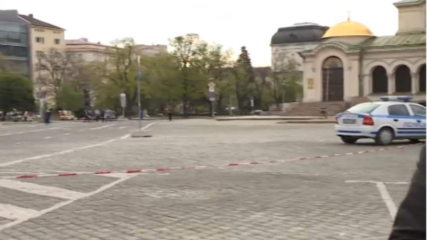 Драконовски мерки за сигурност около храм "Св. Александър Невски"