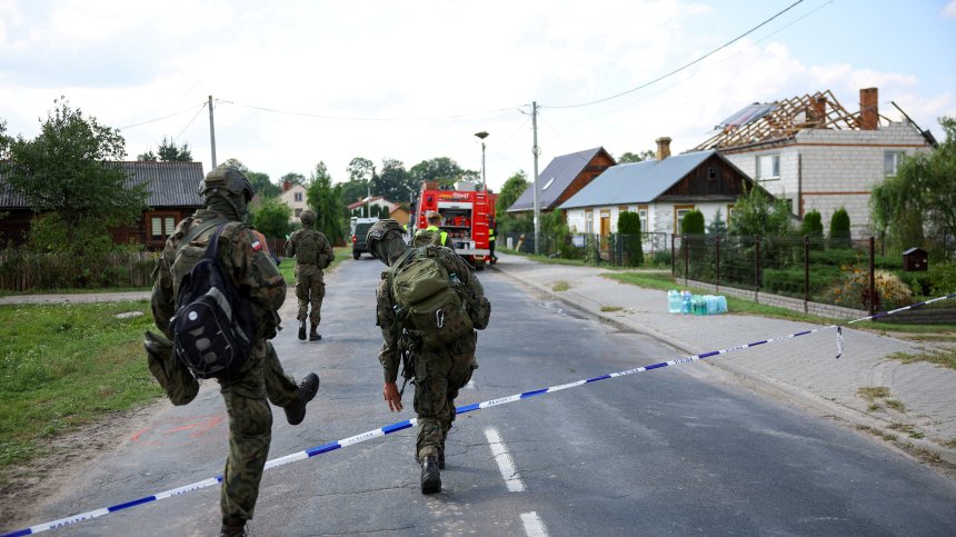 Полша неутрализира дрон, летящ над правителствени обекти