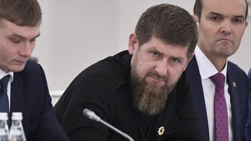 16-годишният син на Кадиров стана куратор на батальона "Шейх Мансур"