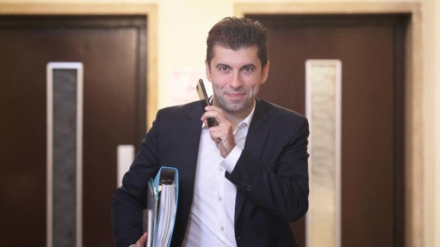 Кирил Петков: ББР отказа информация за кредитните досиета