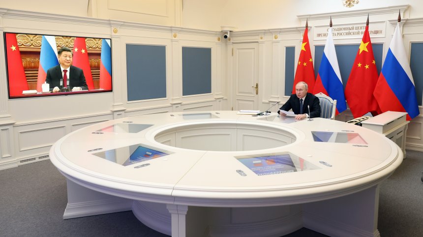 ЕС: Ще наложим санкции на Китай, ако доставя оръжие на Русия