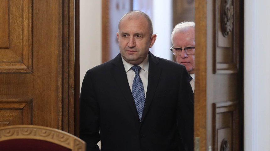 Президентът Радев: Не бих оставил Калин Стоянов за вътрешен министър