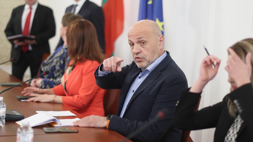 Продължават разговорите за кабинет - ГЕРБ се среща с "Възраждане"